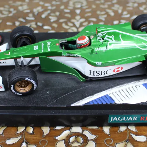 Jaguar R1 Eddie Irvine Formula 1 Display Model – Mattel 2000