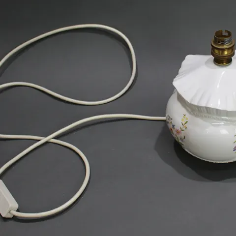Aynsley Porcelain Butterfly Table Lamp