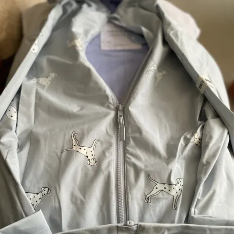 Holly & Bush Dalmatia Kids Hooded Rai Coat, Colour Changing,  Light Blue. Size M. New