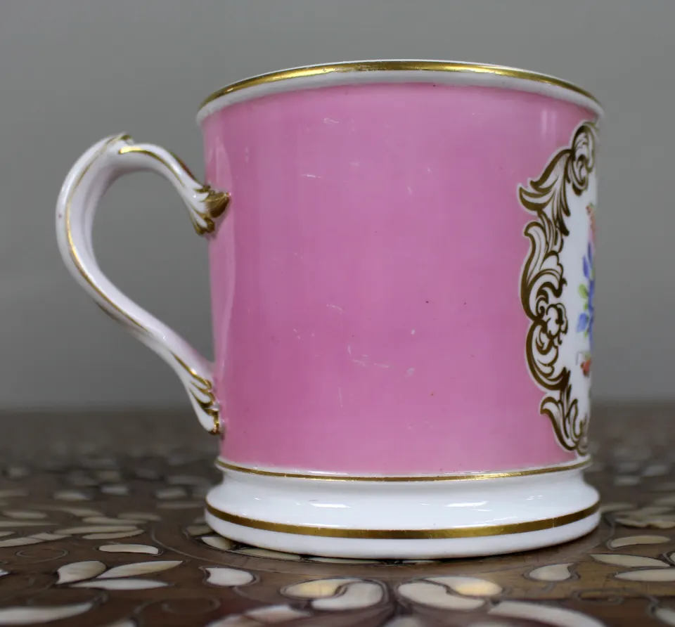 Mid-19th Century Grainger Worcester Porcelain Tankard – Rose Pompadour Ground