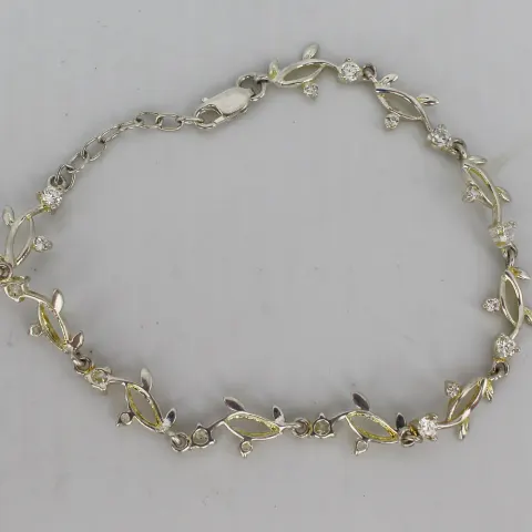 Decorative Silver Gemstone Set Bracelet