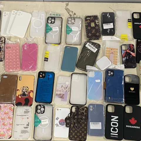 111 x Apple iPhone Cases - Cases are New