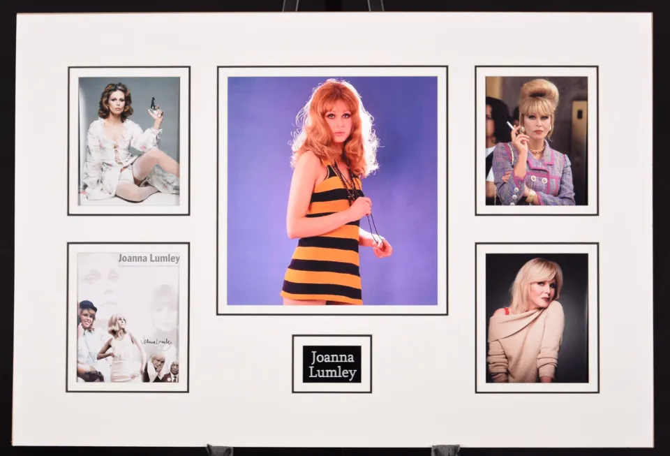 JOANNA LUMLEY original signed presentation