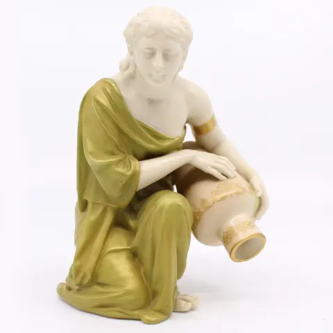 Royal Worcester Hadley Figurine 637 Kneeling Water Carrier 1910