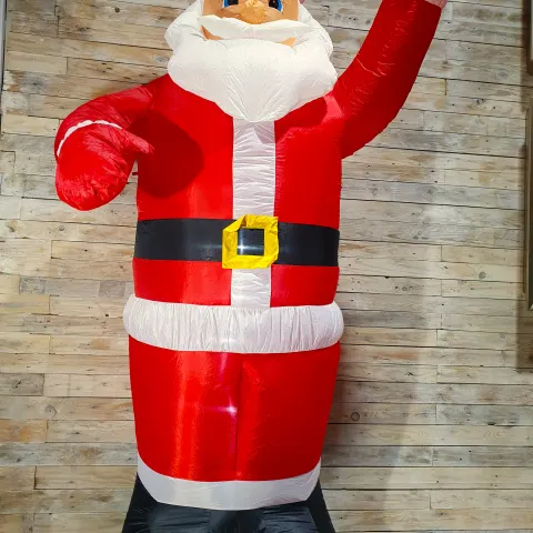 Giant 8FT Inflatable Santa, no lights  Rrp £69.99