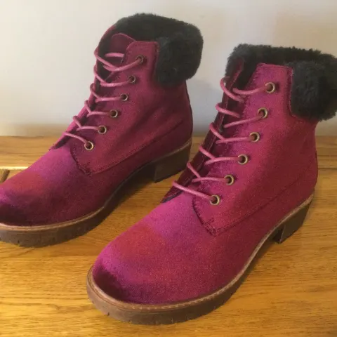 Dolcis “Joan” Ankle Boots, Size 4, Wine Velvet - New RRP £49.99
