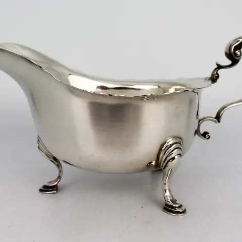 Solid Silver Sauce Boat Birmingham 1944