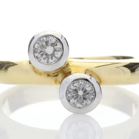 18ct Two Stone Rub Over Set Diamond Ring 0.36 Carats
