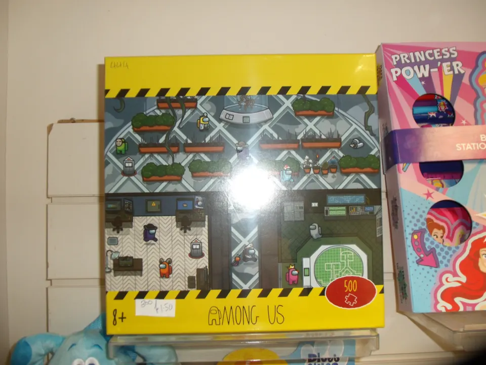 10pcs X brand new Among us 500pc jigsaw - rrp £9.99 - 10pcs in lot