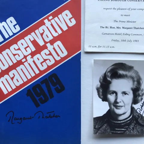 MARGARET THATCHER original signatures.