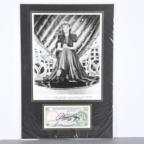 ALICE FAYE Original signature