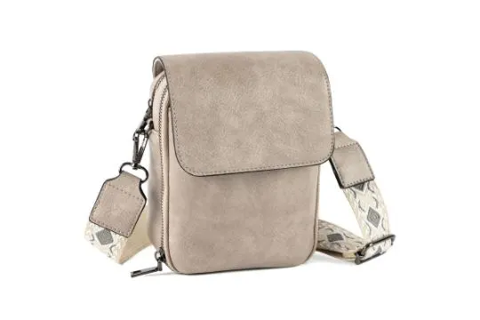 21 x Assorted bags Total RRP £419.90 Lb1a