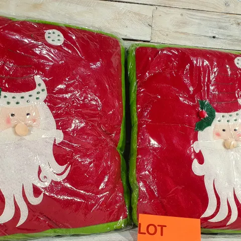 2 x Luxury fabric Christmas cushions. Rrp £29.98