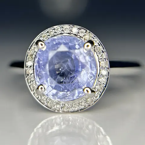 Beautiful 2.60 CT Unheated Ceylon Blue Sapphire With Natural Diamonds & 18k Gold