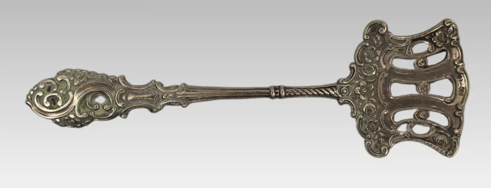 Antique Continental 830 Silver Pierced Pastry Server c.1890