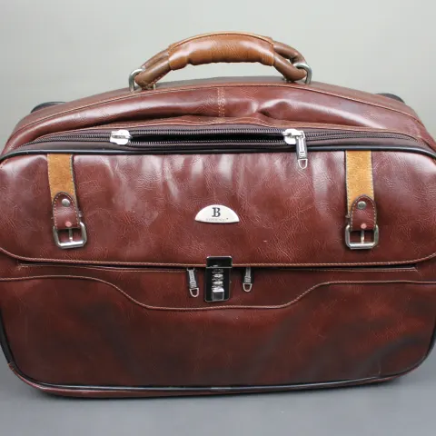 Vintage Brown Leather Travel Holdall Case