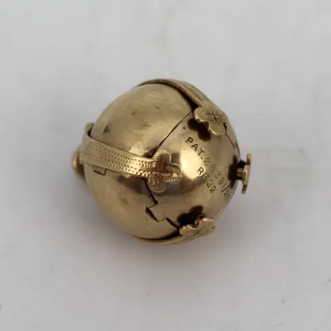 Fine Vintage 9ct Gold Masonic Orb Pendant