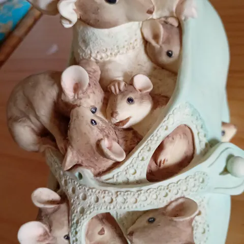 Border Fine Arts Licensed Beatrix Potter Ceramic Tableau, Model 282812 (c.1994), Depicting The Old W