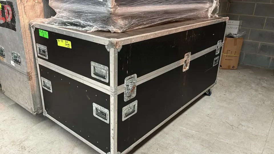 Large Flight Case - contents unknown