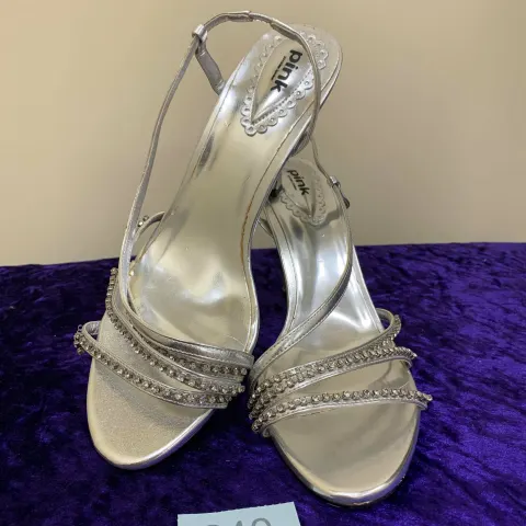 Designer shoes Silver size 40
