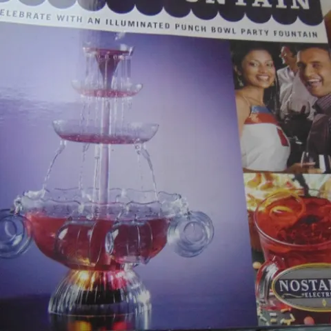 AZ151 a lovely fountain for wine etc with everything included,