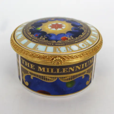 Royal Worcester Millennium Trinket Box
