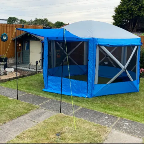 Deluxe Pop Up Shelter Gazebo Hexagon Screen House
