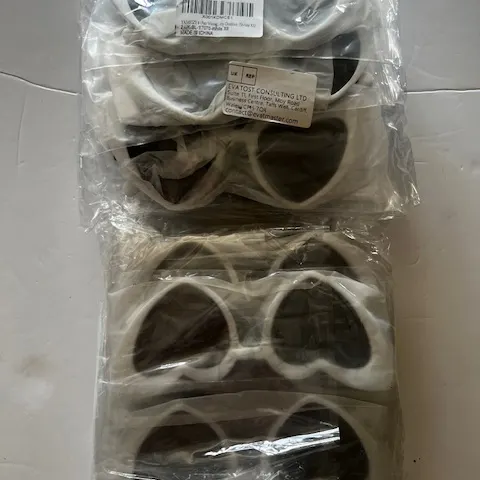 12 Pairs of Fashion Sunglasses