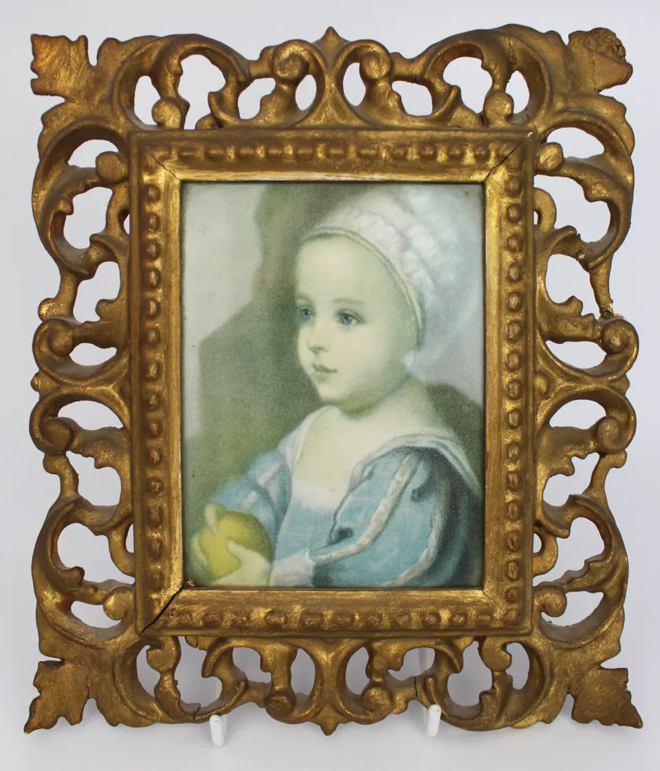 Small Print Set in Good Quality Antique Gilt Frame