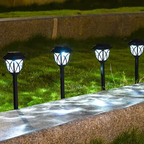 Outdoor Solar Landscape Lights – Warm/Cool White, Auto On/Off, No Wiring Required 8 Pack