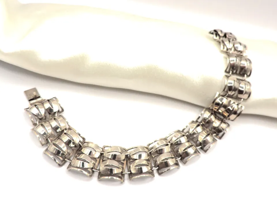 Vintage Sterling Silver Bracelet with Gift Box