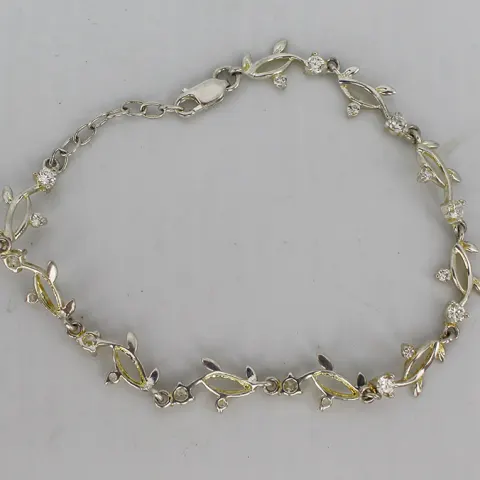 Decorative Silver Gemstone Set Bracelet