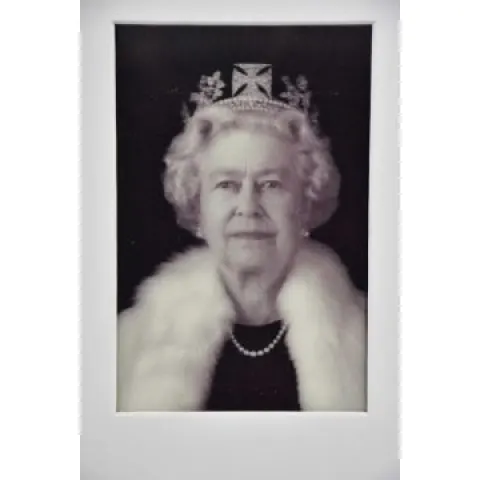 Chris Levine The Queen / Queen Elizabeth Lenticular Limited Edition Card 2004
