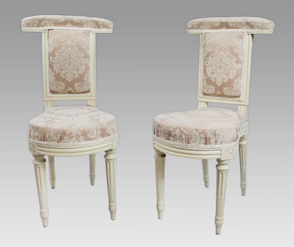 Pair of Early 19th Century French Louis XVI Revival ‘Voyeuse’ Chairs