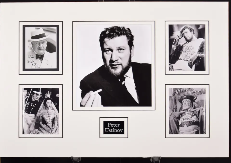 PETER USTINOV original signed presentation