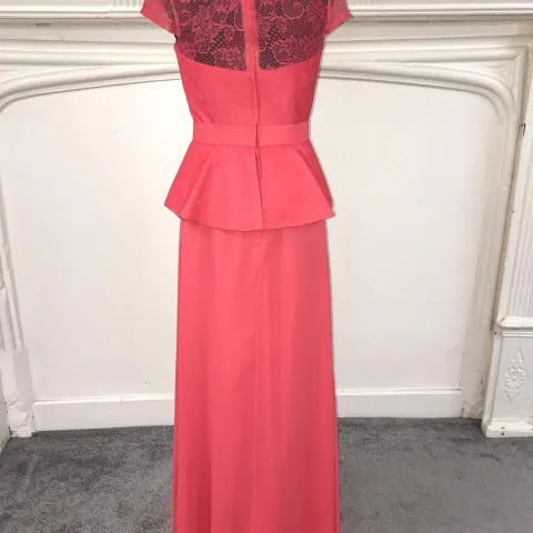 Coral size 8 Alexia designer dress