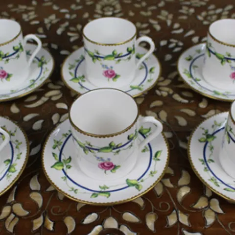 Set of 6 Vintage Royal Worcester Demitasse Coffee Cans & Saucers
