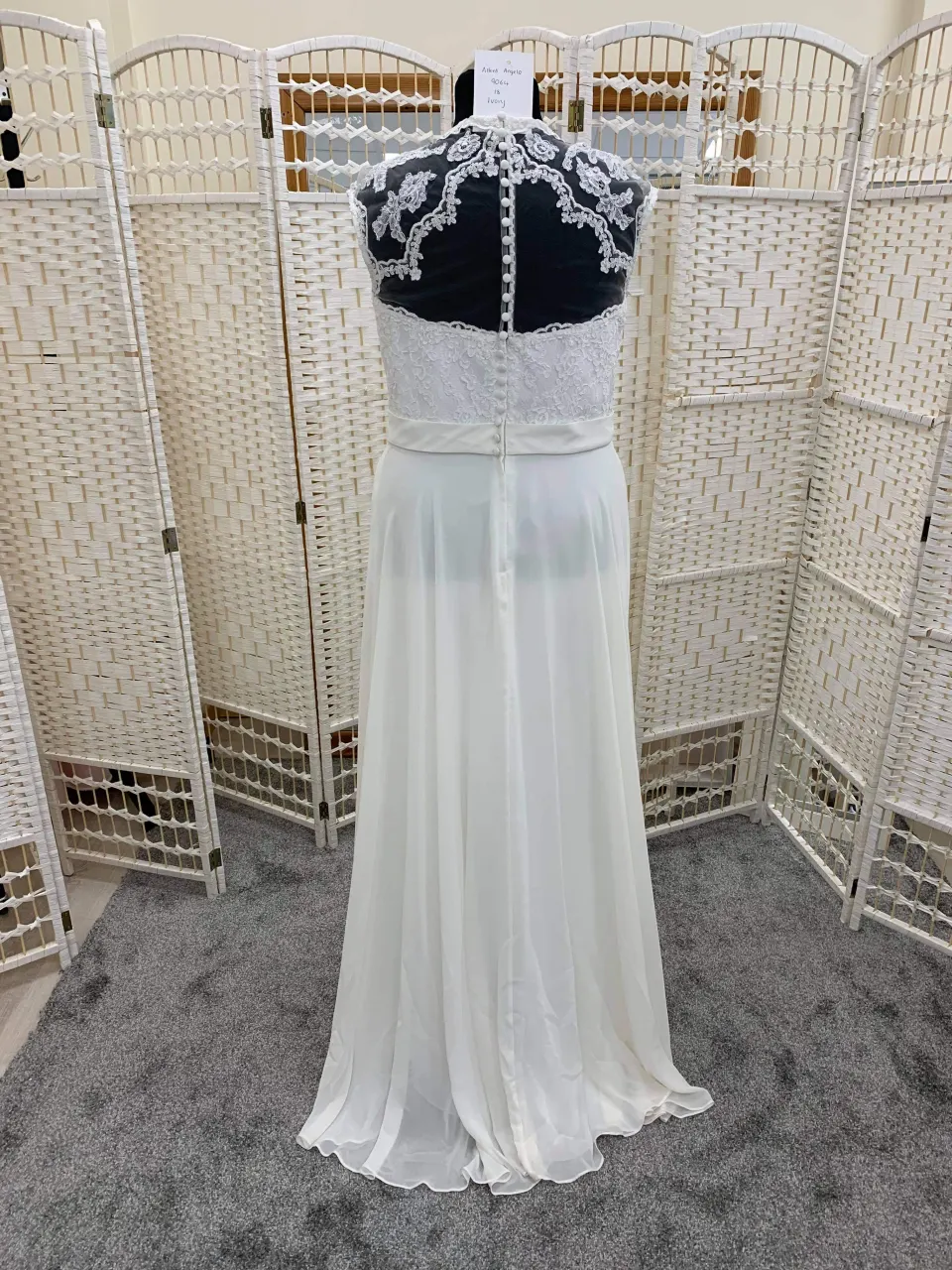 Alfred Angelo Style UK9064 size 18.  Ivory
