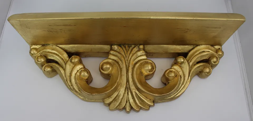 Vintage Carved Giltwood Wall Bracket