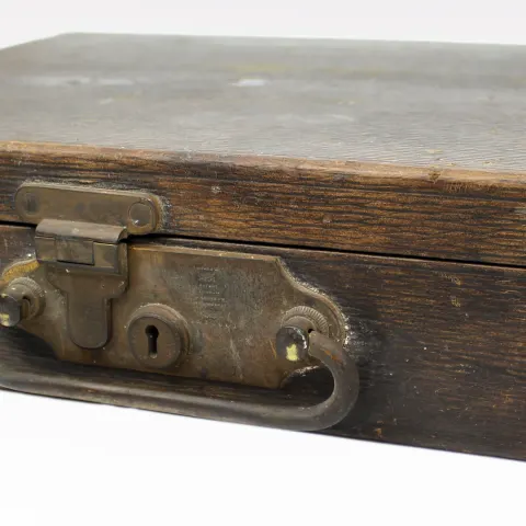 Victorian Military Despatch Box – Col. Chaloner, Chubb & Son