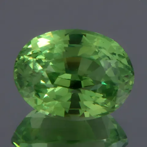 Tsavorite Garnet, 2.17 CT