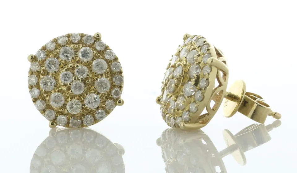 9ct Yellow Gold Round Cluster Diamond Stud Earring 1.35 Carats