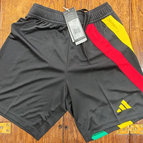 12 x Adidas Shorts Including Arsenal 25/26 Official Home Shorts.