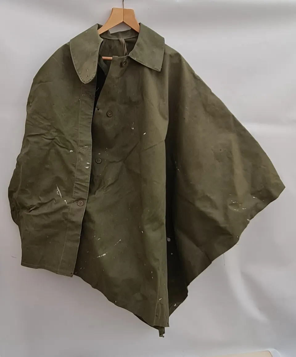 WWI Style Military Poncho Green in Colour
