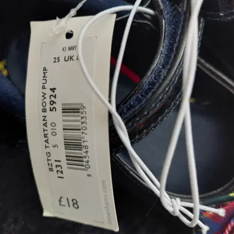 Child's Shoes Size 25 From Blue Zoo New
