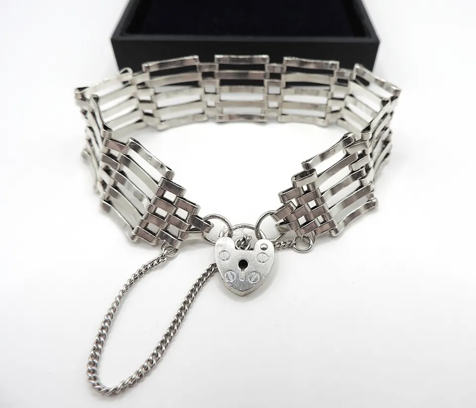 Vintage Sterling Silver 5 Bar Gate Bracelet 16 grams With Gift Box