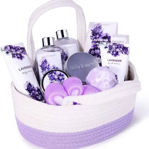 Body & Earth Spa Gift Set For Women - Gift Basket 11 Pcs Lavender Bath Set For Women