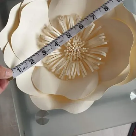 Paper decoration flowers - large bag