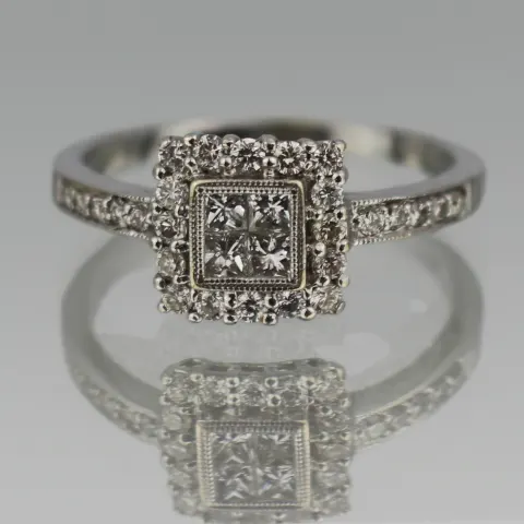 Diamond 18ct  White Gold Ring 0.70 carat