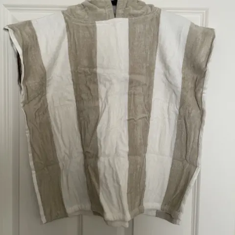 Stacey Solomon Kids Hooded Poncho, 100% Cotton. Beige. Size  3+